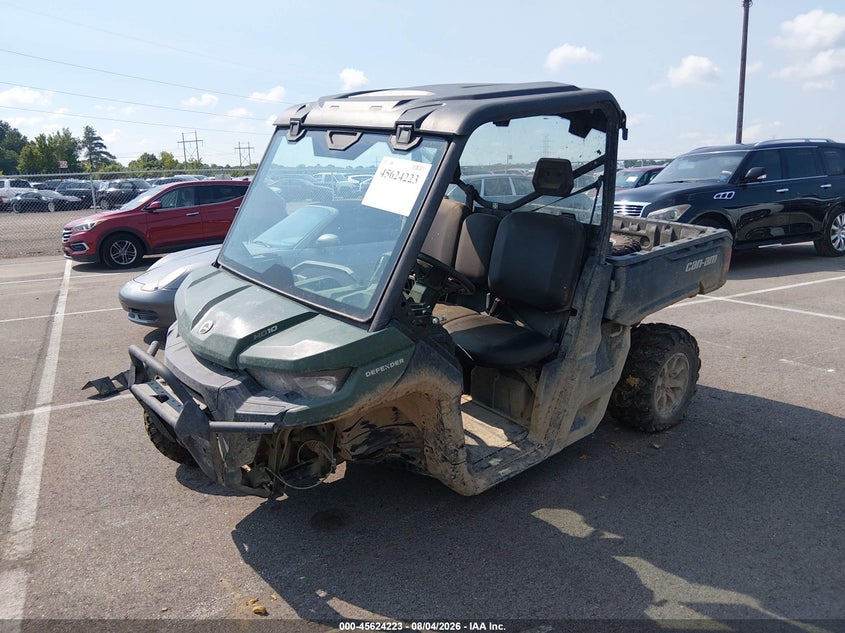 2024 CAN-AM DEFENDER auction photo 2