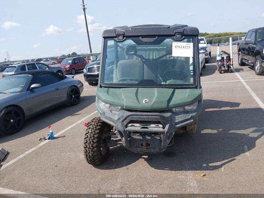 2024 CAN-AM DEFENDER auction photo 5