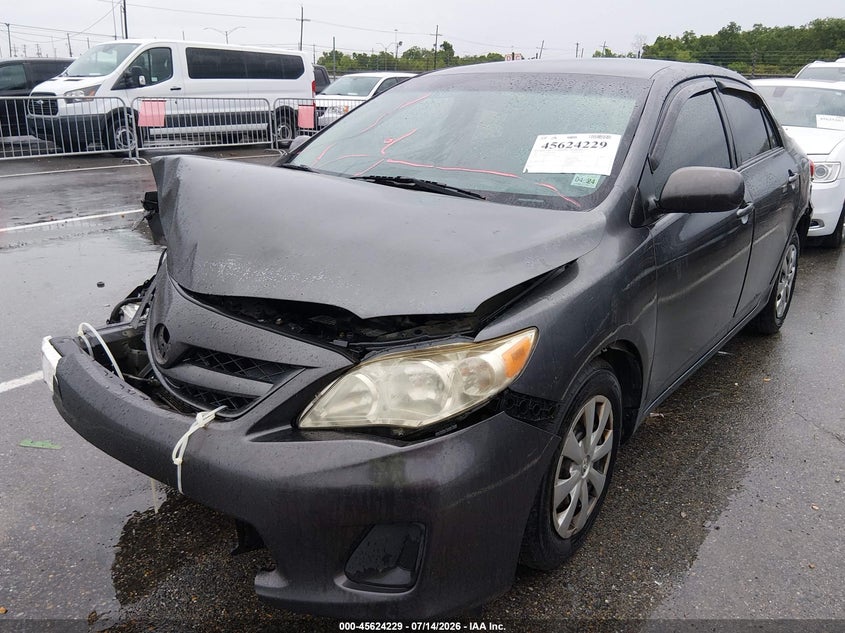 2011 TOYOTA COROLLA auction photo 2