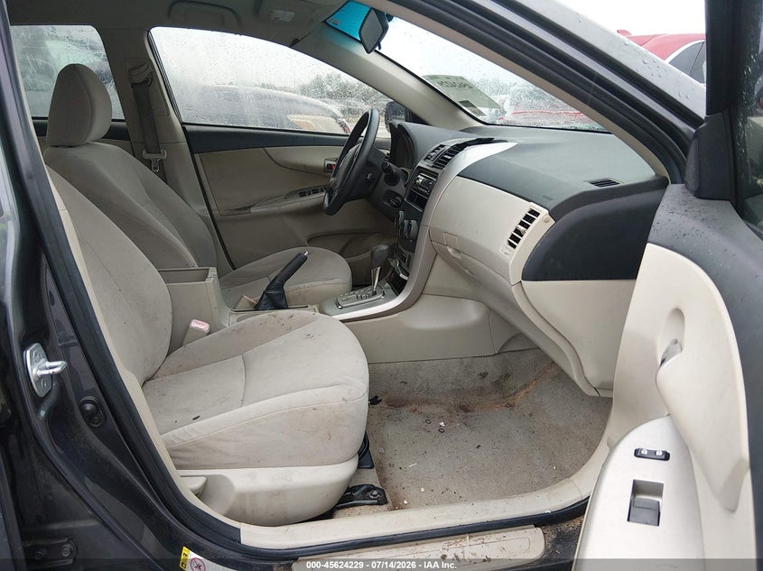 2011 TOYOTA COROLLA auction photo 5
