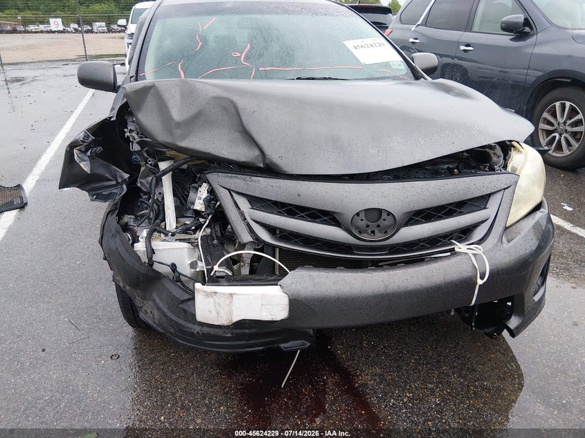 2011 TOYOTA COROLLA auction photo 6