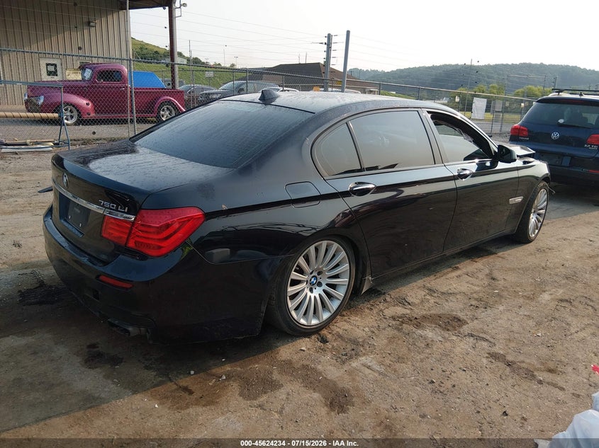 2011 BMW 750LI auction photo 4