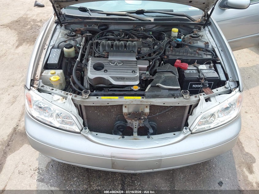2000 Infiniti I30 Luxury/Touring VIN: JNKCA31AXYT203764 Lot: 45624239