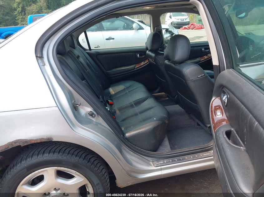 2000 Infiniti I30 Luxury/Touring VIN: JNKCA31AXYT203764 Lot: 45624239