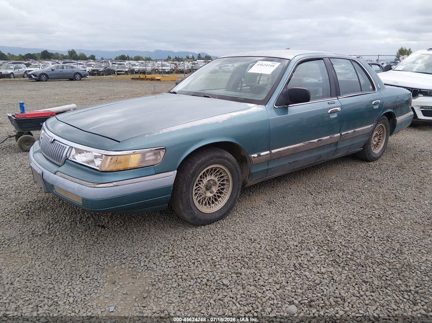 1993 MERCURY GRAND MARQUIS auction photo 2