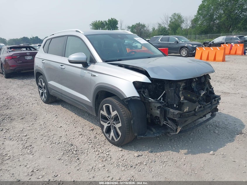 2022 VOLKSWAGEN TAOS auction photo 1