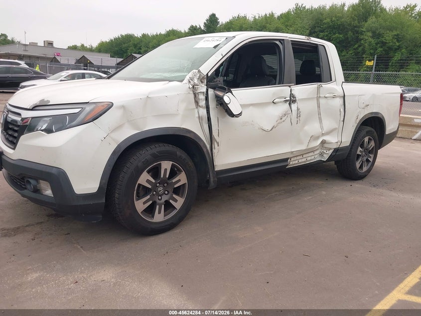 2017 Honda Ridgeline, Right Side, IAAI, VIN 5FPYK3F53HB024752 — photo 2