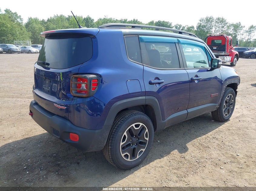 2016 JEEP RENEGADE auction photo 4
