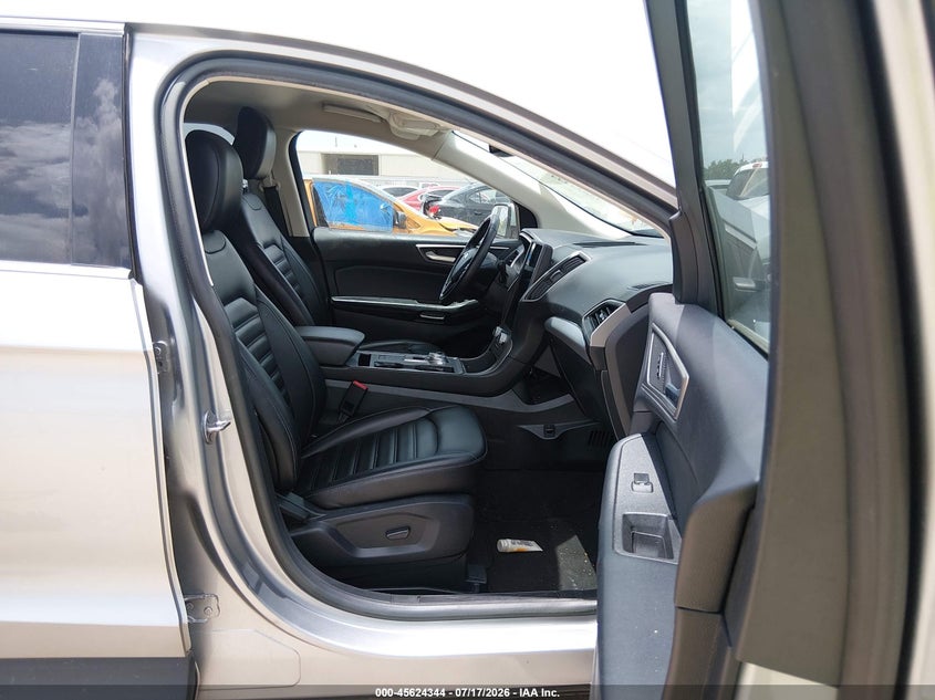 2021 FORD EDGE auction photo 5