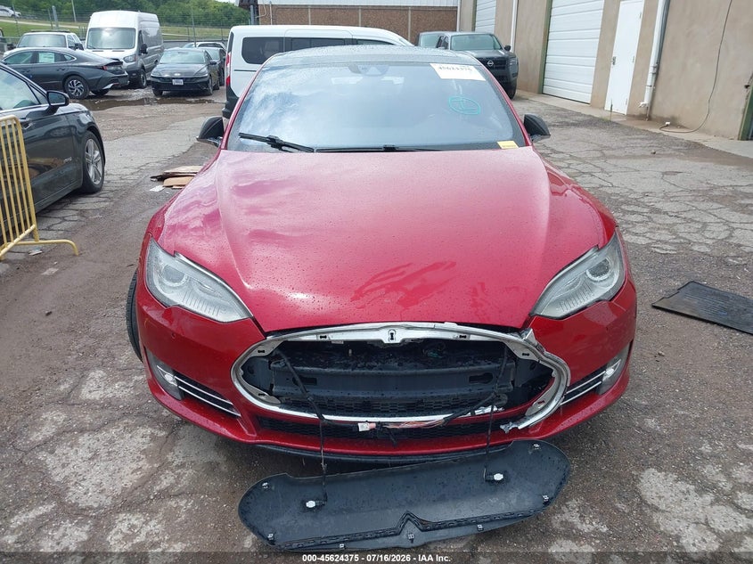 TESLA MODEL S - zdjęcie 12