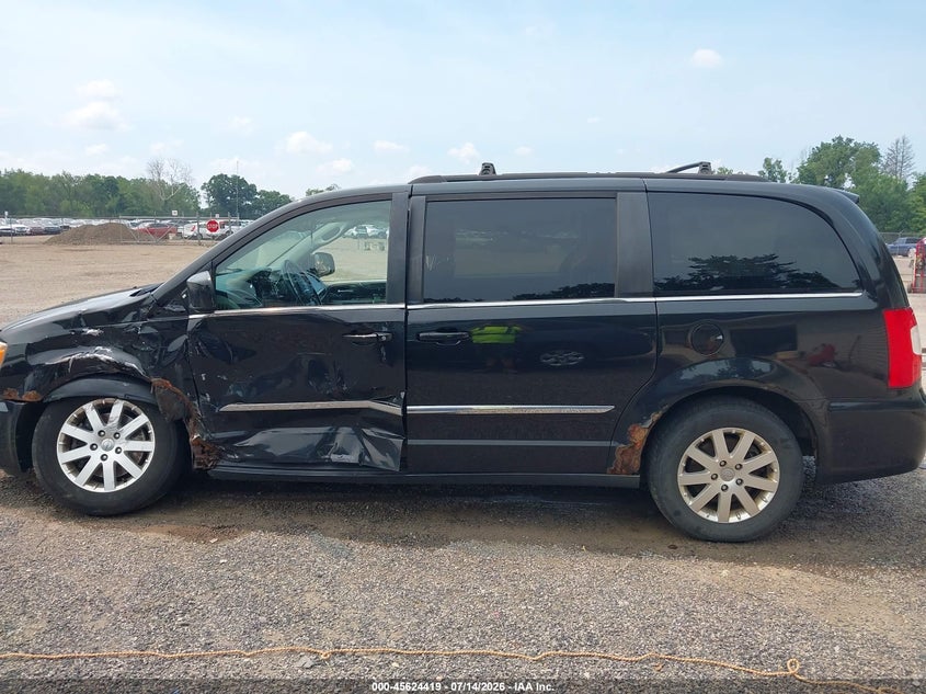 2013 Chrysler Town & Country Touring VIN: 2C4RC1BG8DR632321 Lot: 45624419