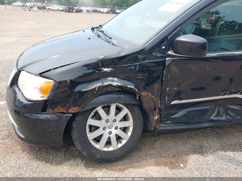 2013 Chrysler Town & Country Touring VIN: 2C4RC1BG8DR632321 Lot: 45624419