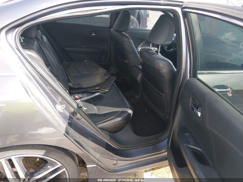 2017 HONDA ACCORD auction photo 8