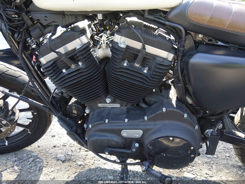2018 Harley-Davidson Xl883 Iron 883 VIN: 1HD4LE213JC433550 Lot: 45624431