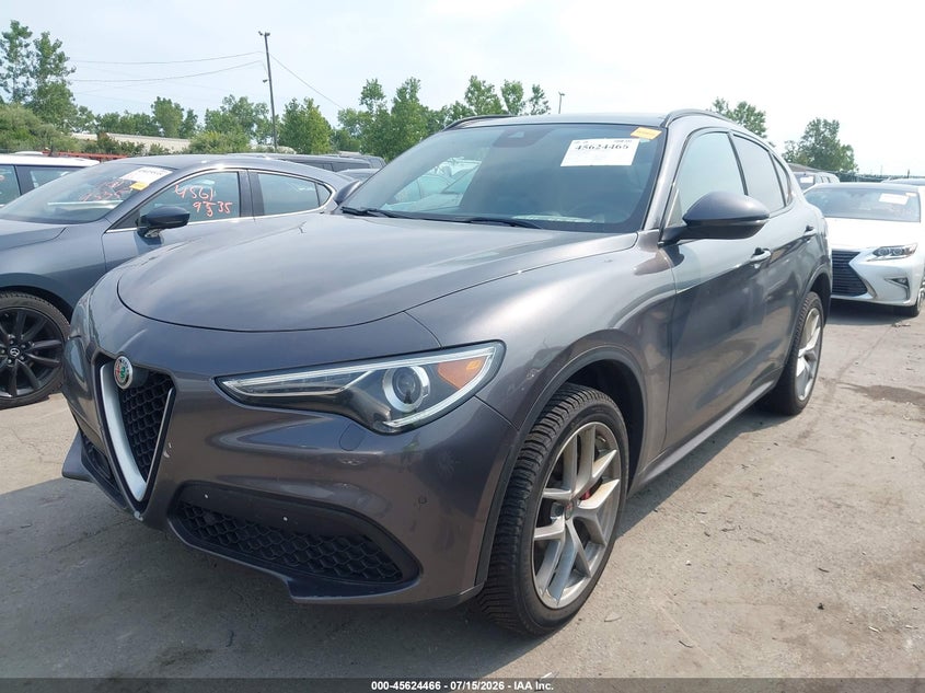 2018 ALFA ROMEO STELVIO auction photo 6