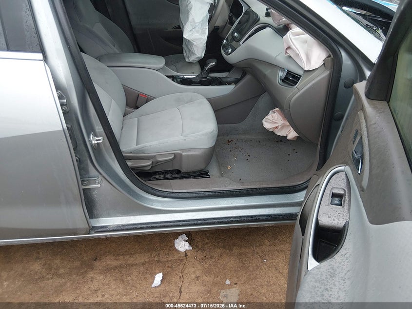 2024 CHEVROLET MALIBU auction photo 5