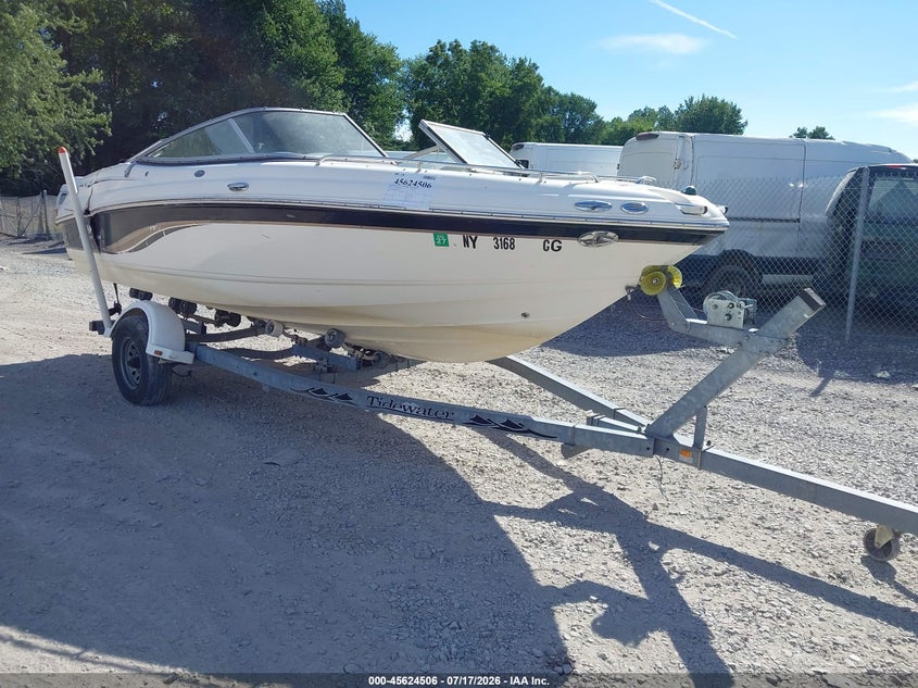 2006 CHAPARRAL 21' auction photo 1