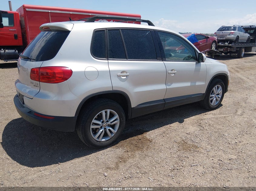2013 VOLKSWAGEN TIGUAN auction photo 4