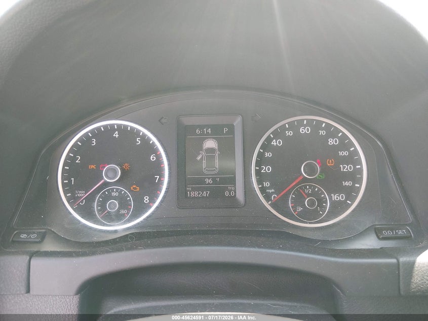2013 VOLKSWAGEN TIGUAN auction photo 7