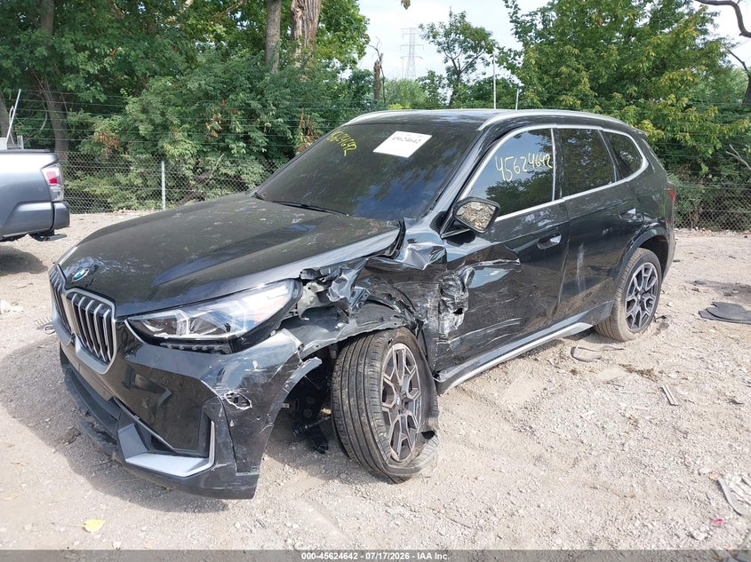 2025 BMW X1 auction photo 2