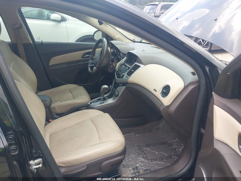2011 CHEVROLET CRUZE auction photo 5