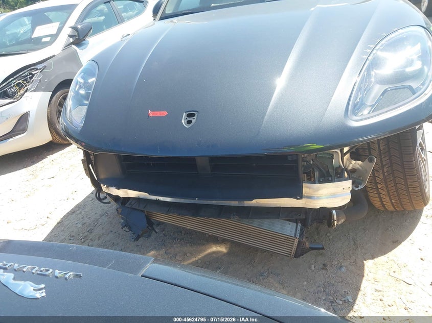 2020 Porsche Macan VIN: WP1AA2A54LLB13569 Lot: 45624795