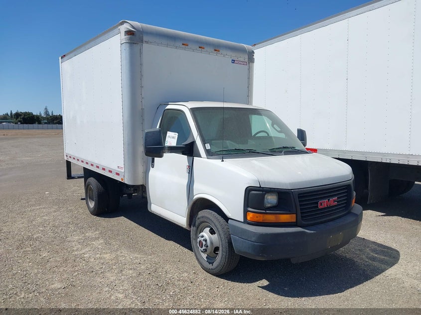 2016 GMC SAVANA CUTAWAY auction photo 1