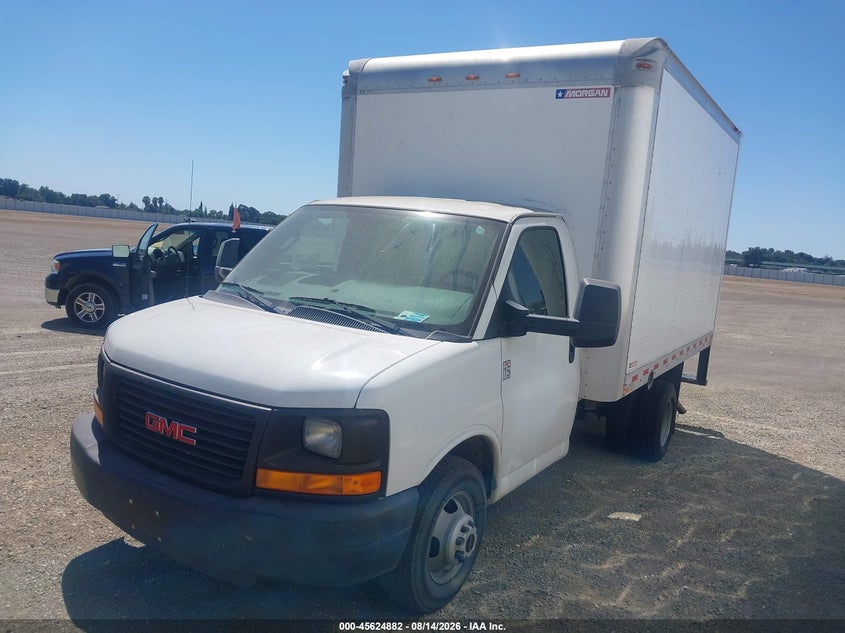 2016 GMC SAVANA CUTAWAY auction photo 2