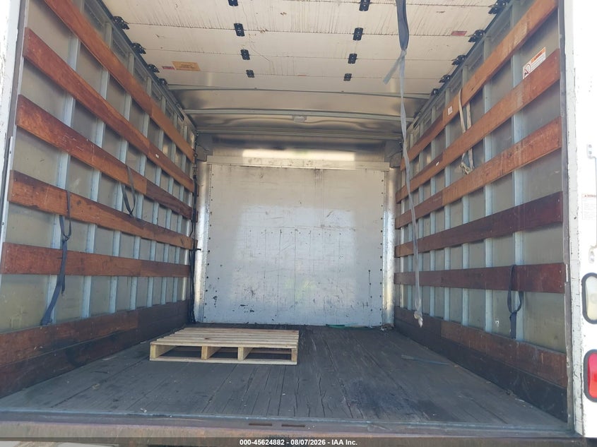 2016 GMC SAVANA CUTAWAY auction photo 8