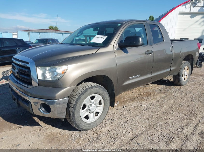 2011 Toyota Tundra, Roof, IAAI, VIN 5TFUM5F11BX024093 — photo 2