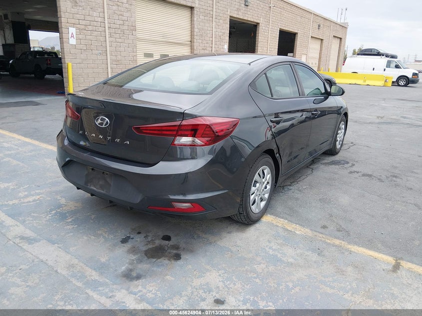 2020 HYUNDAI ELANTRA auction photo 4