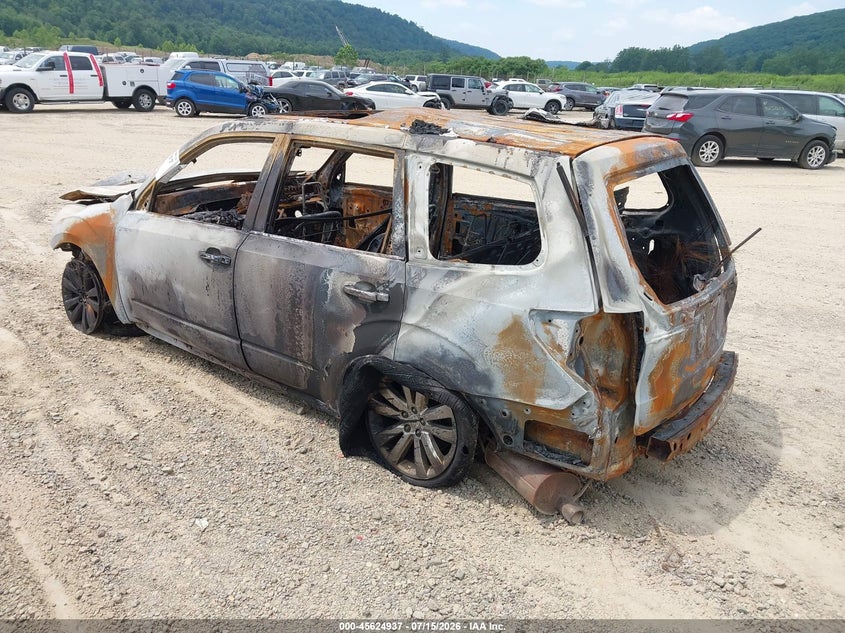 Vin: jf2shadc0ch450122, lot: 46123403, subaru forester 2.5x premium 20123