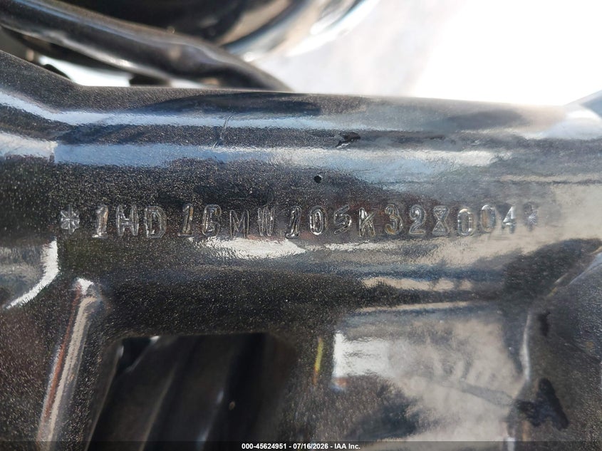 2005 Harley-Davidson Fxdi VIN: 1HD1GMW105K328004 Lot: 45624951