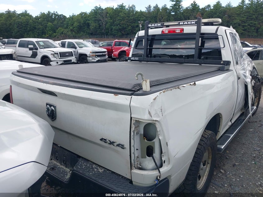 Vin: 1c6rr7fg9ls130109, lot: 46123442, ram 1500 classic tradesman  4x4 6'4 box 20204