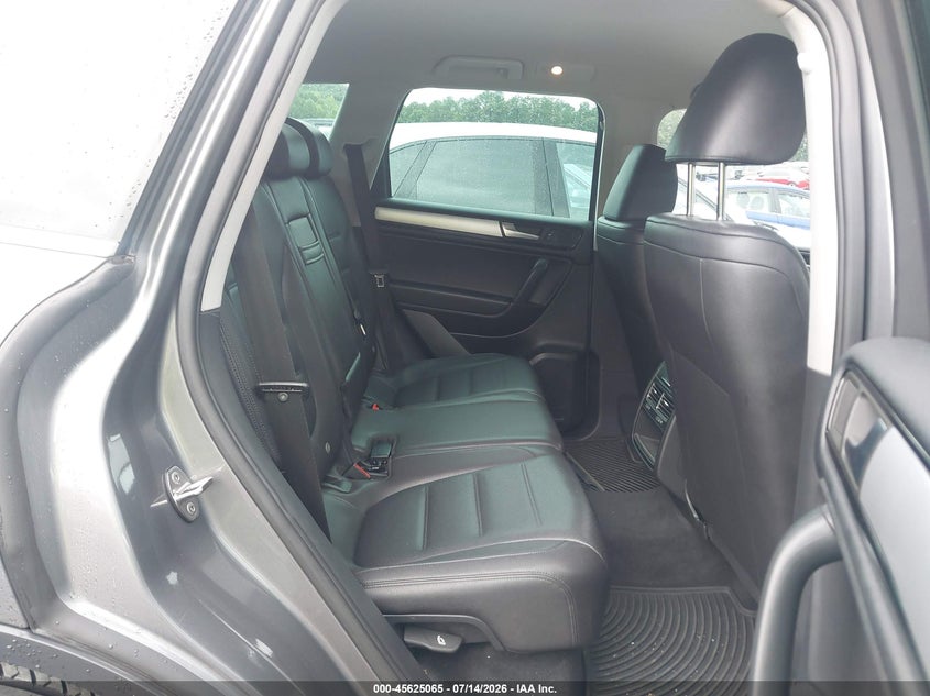 2011 Volkswagen Touareg Vr6 Sport VIN: WVGFF9BP2BD005022 Lot: 45625065