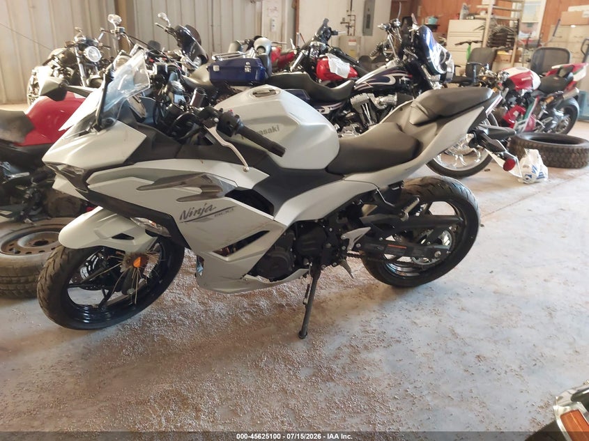 2025 Kawasaki Ex500 VIN: ML5EXGG11SDA61505 Lot: 45625100