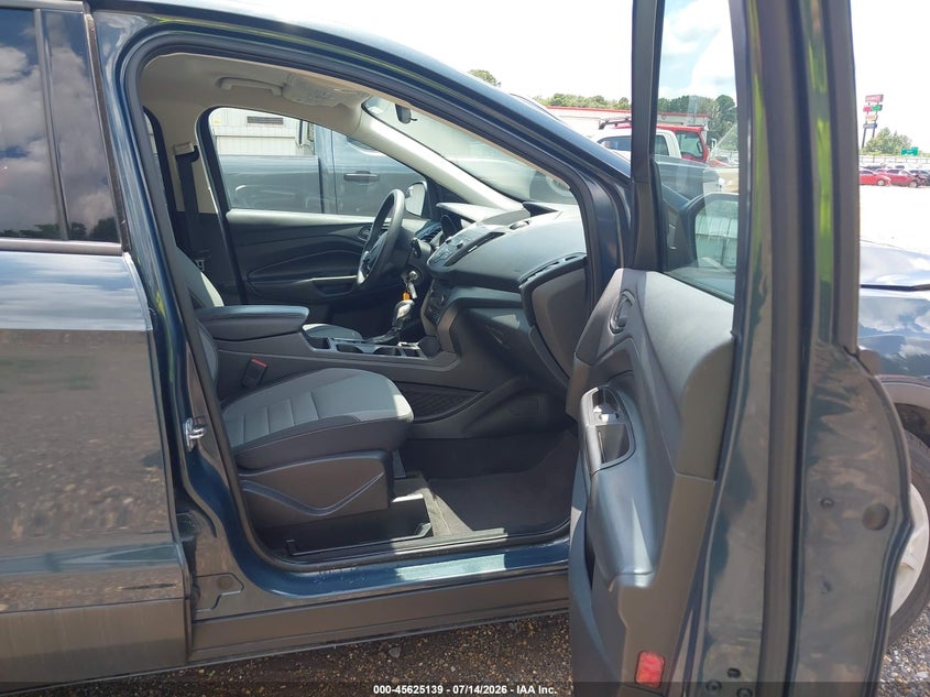 2019 FORD ESCAPE auction photo 5