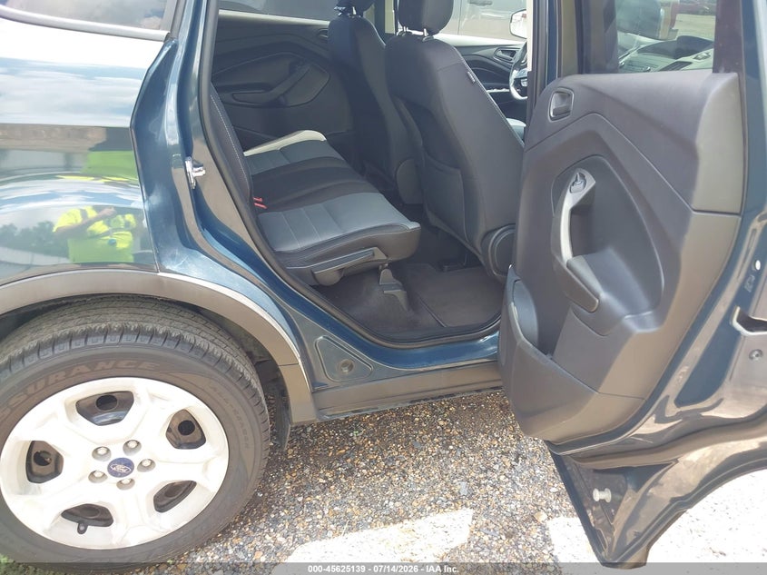 2019 FORD ESCAPE auction photo 8