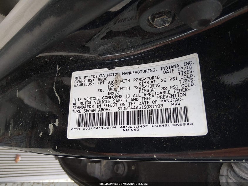 2001 Toyota Sequoia Sr5 V8 VIN: 5TDBT44A31S031493 Lot: 45625149