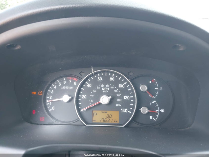2008 KIA RONDO auction photo 7