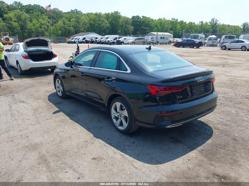 Vin: wauhudgyxna099614, lot: 46123658, audi a3 premium plus 40 tfsi quattro s tronic 20223