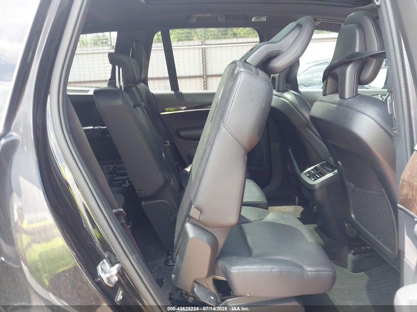 2016 Volvo Xc90 T6 Momentum VIN: YV4A22PK7G1053149 Lot: 45625224