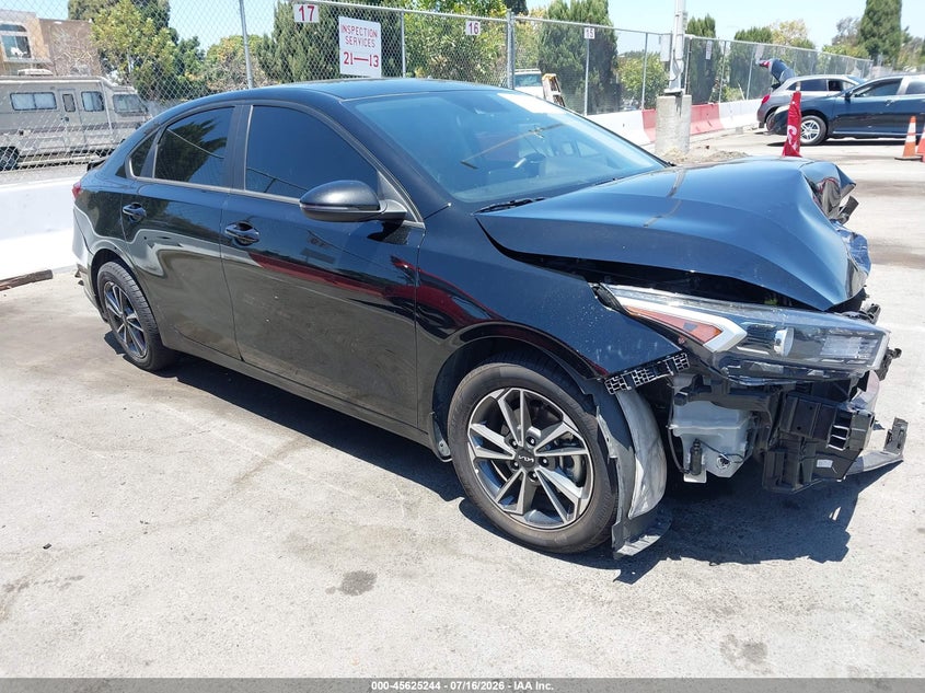 Vin: 3kpf24ad5pe579551, lot: 46123710, kia forte lxs 2023 img_1