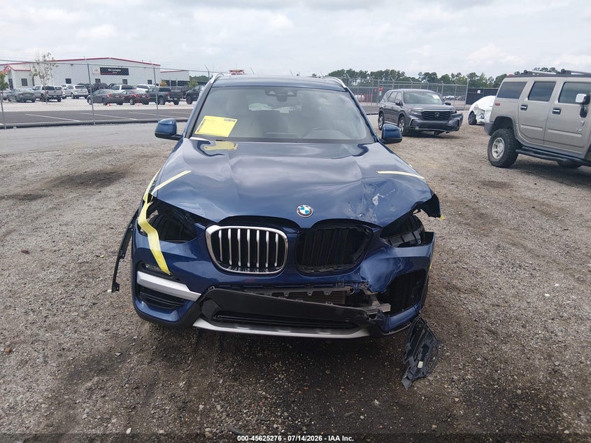 BMW X3 - zdjecie 13