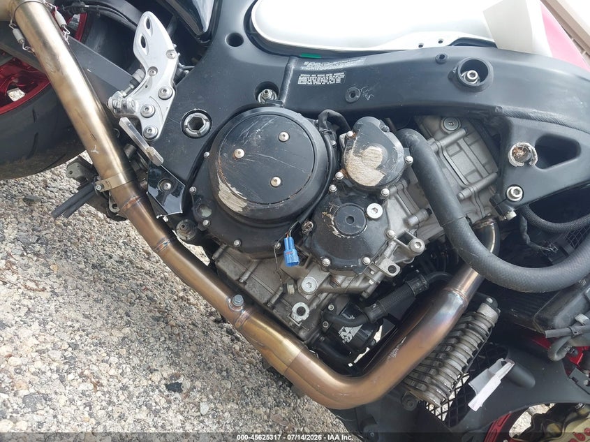 2015 Suzuki Gsx1300 Ra VIN: JS1GX72B4F2101244 Lot: 45625317