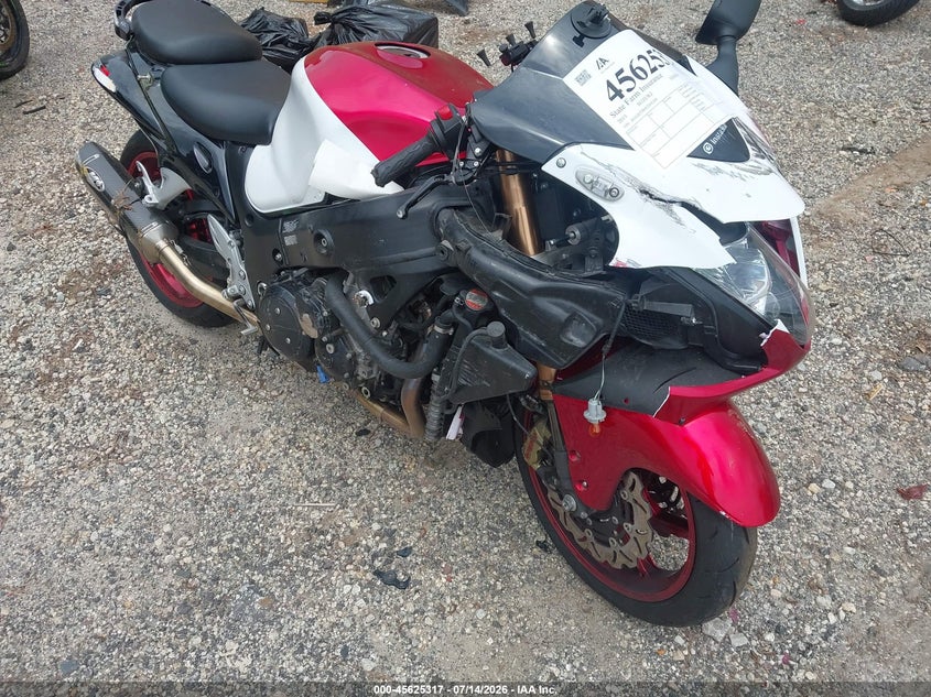2015 SUZUKI GSX1300 auction photo 1