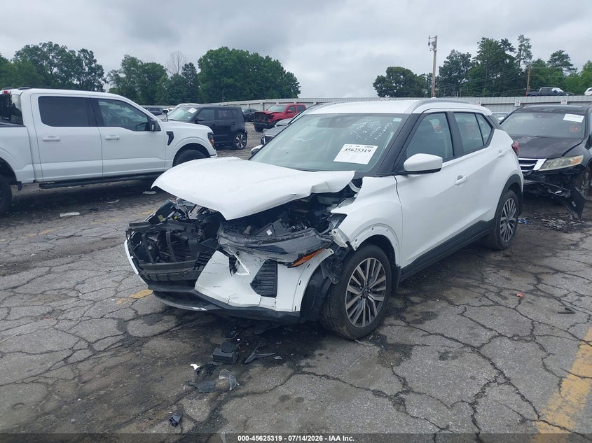 2024 NISSAN KICKS auction photo 2