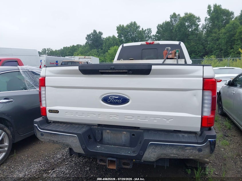 2017 Ford F-350 Lariat VIN: 1FT8W3BT5HEF38458 Lot: 45625326