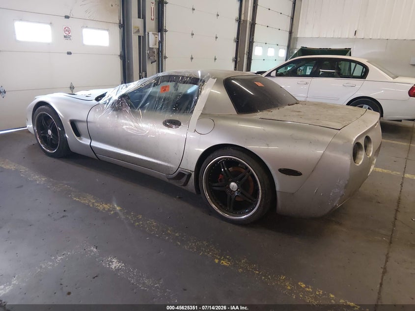 2001 CHEVROLET CORVETTE auction photo 3