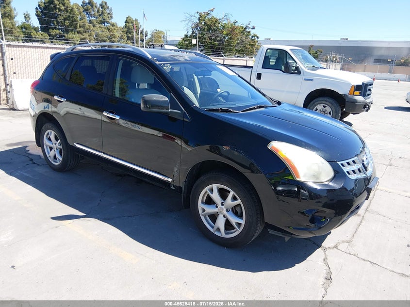 2011 NISSAN ROGUE SV